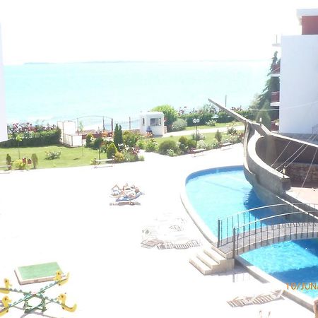Private Apartments In Privilige Fort Beach Elenite Exterior photo