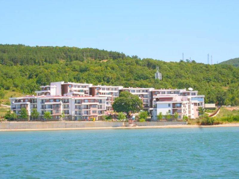 Private Apartments In Privilige Fort Beach Elenite Exterior photo