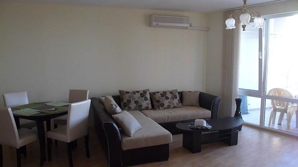 Private Apartments In Privilige Fort Beach Elenite Exterior photo